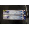 Image 2 : PAIR OF MR. PILLOW CLASSIC QUEEN SIZE MEDIUM FILL
