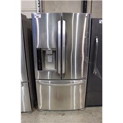 LG STAINLESS STEEL FRENCH DOOR FRIDGE WITH ICE AND WATER
