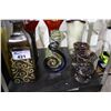 Image 1 : LOT OF VASES