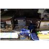 Image 2 : COVER LID SET, HARDWOOD CUTTING BOARDS, 6 QUART ONE TOUCH SLOW COOKER AND MANY MORE HOUSEHOLD