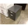 Image 2 : STEELCASE ROLLING / LOCKING FILE PEDESTAL