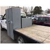 Image 2 : 2009 FORD F350 XL SUPERDUTY, 2 DOOR PU, WHITE, VIN # 1FDDF34589EB10085