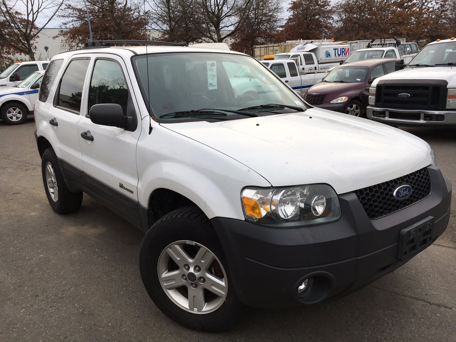 2006 FORD ESCAPE, 4 DOOR SUV, WHITE, VIN 1FMYU95H96KD36796 Able