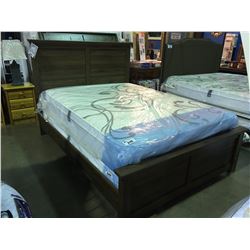 WOOD GRAIN FINISH QUEEN SIZED BED - HEADBOARD, FOOTBOARD & RAILS