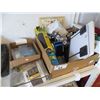 Image 2 : SHELF OF BOOKS/HOME DECOR/BATH MATS