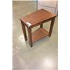 Image 2 : NEW HOME ELEGANCE CHAIR SIDE TABLE, MINOR CORNER FREIGHT DAMAGE, RETAIL $159