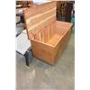 Image 2 : CEDAR LINED TRUNK
