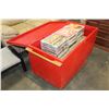 Image 2 : LARGE RED WOOD TRUNK FULL OF RECORDS