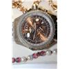 Image 2 : WATCH AND TWO NECKLACES