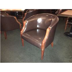 LEATHER LOUNGE CHAIR