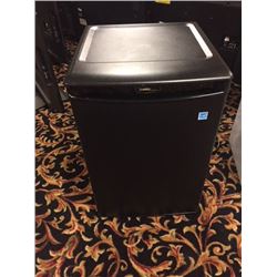 DANBY BLACK BAR FRIDGE