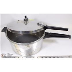 ESTATE 1968 PRESTO PRESSURE COOKER