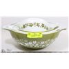 Image 1 : ESTATE 4 PC MATCHING PYREX MIXING BOWL SET
