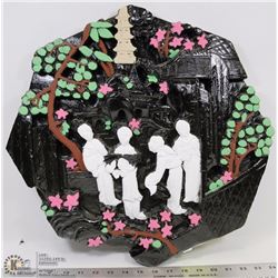 LARGE HANGING WALL PLAQUE