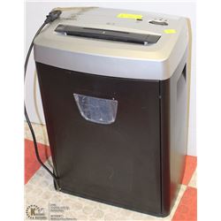 ESTATE FELLOWES DMC20 PAPER SHREDDER