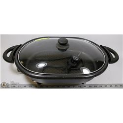 LARGE RIVAL OVAL ELECTRIC DUTCH OVEN