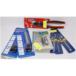 MILWAUKEE 6 IN 1 LINEMANS PLIERS SOLD WITH 2 MAKITA