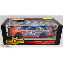 ERTL NASCAR AMERICAN MUSCLE 1998 GRAND PRIX