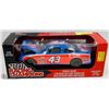 Image 1 : NASCAR PREMIERE EDITION #43 STOCK CAR 1/2496