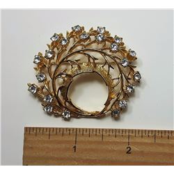 #8 - VINTAGE GOLD TONE & RHINESTONE BROOCH