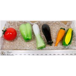 6 ART GLASS VEGETABLES
