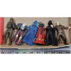 BOX W/ 6 COLLECTIBLE STAR WARS FIGURINES