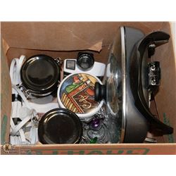 BOX OF KITCHEN MISC INCL ELECTRIC FRYING PAN