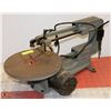 Image 1 : DELTA 2 SPEED 16" SCROLL SAW