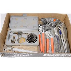 CALIPER, HOLE SAW SET & 4 PC GROOVE JOINT PLIERS