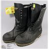 Image 1 : PAIR OF BAFFIN OIL AND ACID RESISTANT WORK BOOTS