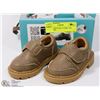 Image 1 : NEW TWINKIE SIZE 3 DARK TAN   KIDS SHOES