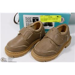 NEW TWINKIE SIZE 5 DARK TAN  KIDS SHOES