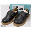 Image 1 : NEW TWINKIE SIZE 8 BLACK  KIDS SHOES