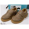 Image 1 : NEW TWINKIE SIZE 9 DARK TAN KIDS SHOES