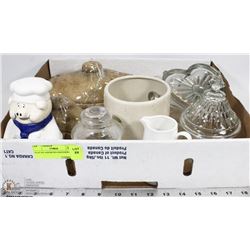 FLAT OF ASSORTED SERVERWARE