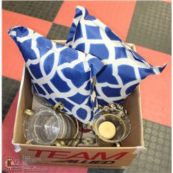 SHOWHOME DECOR INCL VASES, CUSHIONS ETC