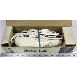 VINTAGE PHILLIPS ELECTRIC KNIFE