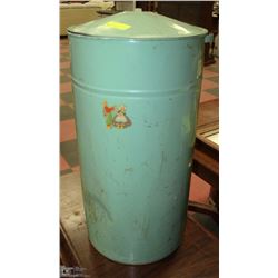 VINTAGE LARGE FLOWER BIN W/ LID