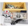 Image 1 : ESTATE WOOD BOX W/COIN & PAPER MONEY