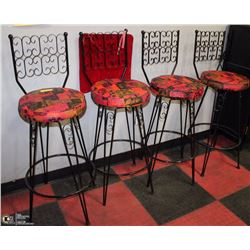 SET OF 4 RETRO METAL BAR STOOLS.
