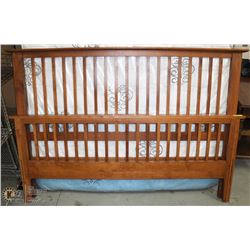 WOOD QUEEN SIZE HEAD & FOOT BOARD