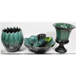 4PC BLUE MOUNTAIN POTTER DECORATIVE PIECES INCL