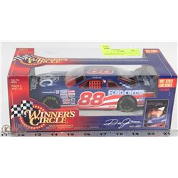 NASCAR WINNERS CIRCLE #88 DALE JARRETT 1:24 SCALE