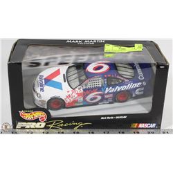 NASCAR HOTWHEELS 1:24 SCALE MARK MARTIN #6 DIE