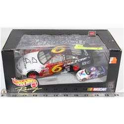 NASCAR HOTWHEELS 2 CAR SET #6 DIE CAST CARS