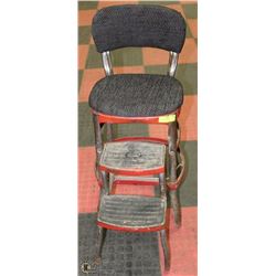 VINTAGE 2 STEP STOOL