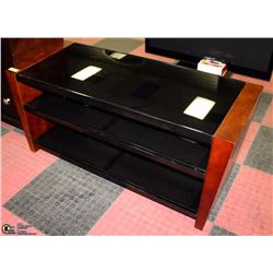 SOLID WOOD, METAL & GLASS COMPACT