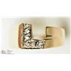 Image 1 : #33-10K Y. GOLD 6 DIAMOND INITIAL "L" SIZE 6 RING