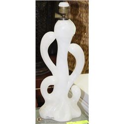 MODERN SCULPTURE LAMP 18" (NO SHADE)