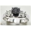 Image 2 : #48-14K WHITE GOLD BLACK & WHITE DIAMOND SZ 6 RING
